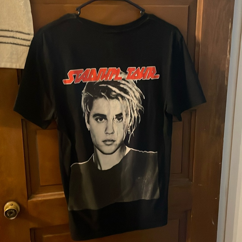 Team Bieber 2017 Stadium Tour T Shirt.
